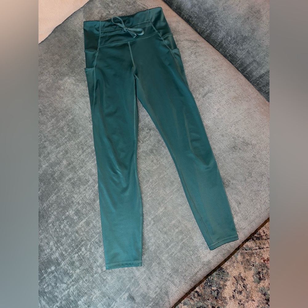 Fabletics teal leggings with drawstring and pockets
